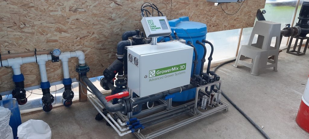 Фертигационный узел GrowerMix для автоматизированного приготовления растворов в теплицах любого размера Фертигационный узел GrowerMix для автоматизированного приготовления растворов в теплицах любого размера