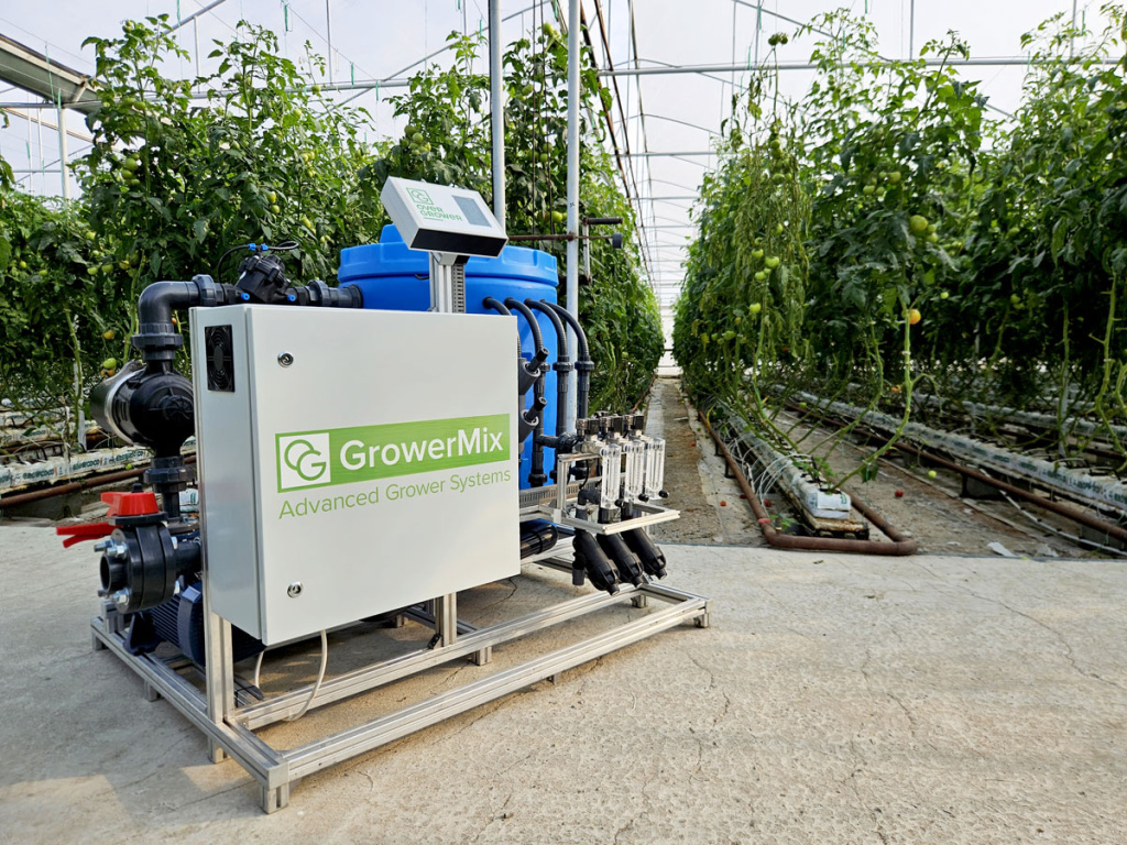 Фертигационный миксер OverGrower GrowerMix выращивает более 30 тысяч кустов томата Фертигационный миксер OverGrower GrowerMix выращивает более 30 тысяч кустов томата